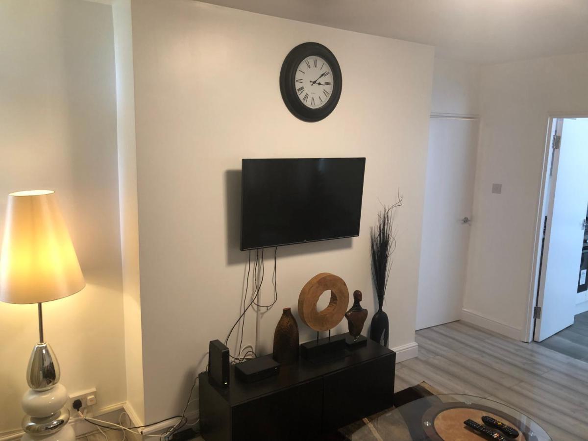 Luxury 2 Bedroom Flat In Abbey Wood, London Exterior photo