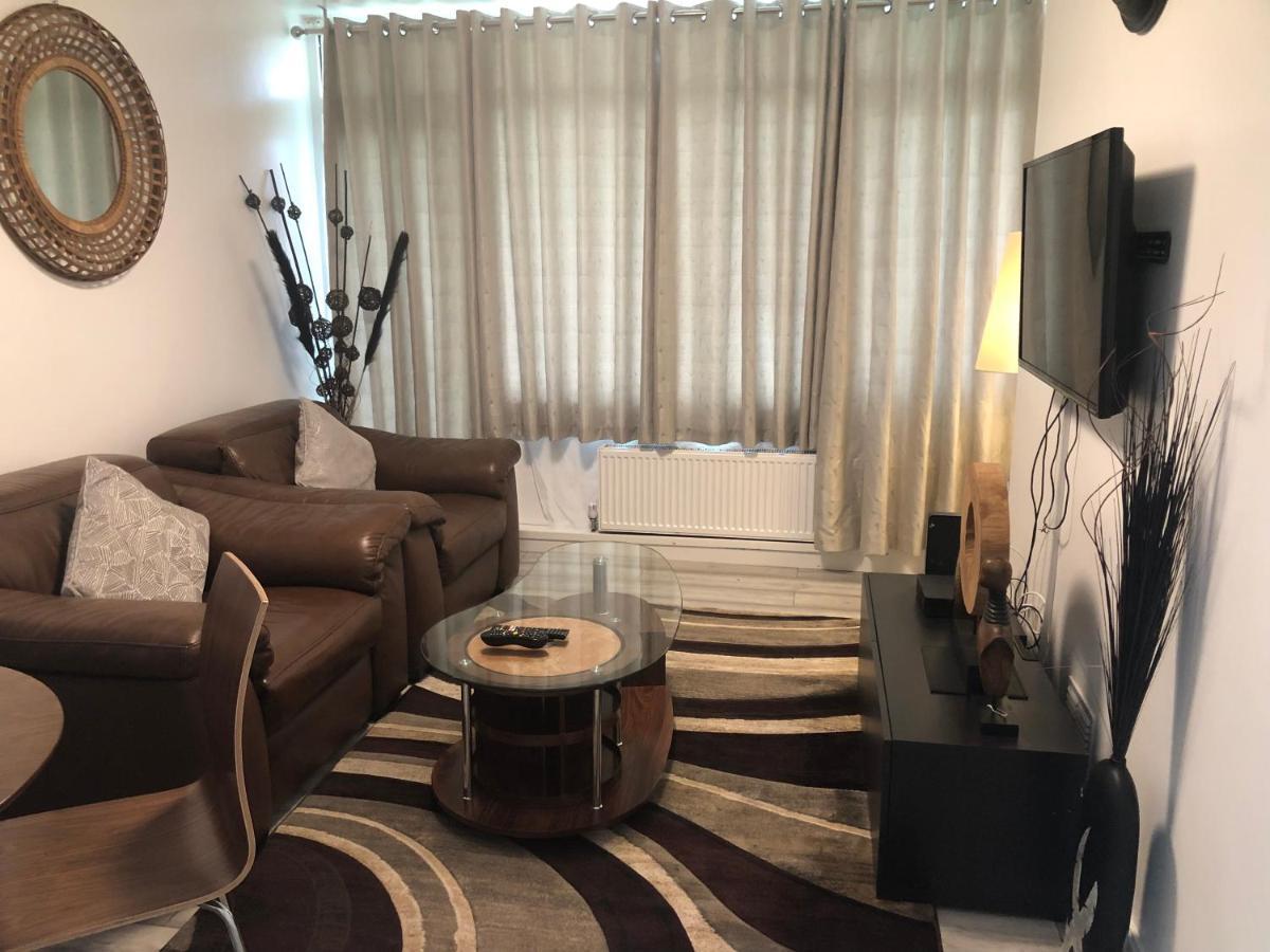 Luxury 2 Bedroom Flat In Abbey Wood, London Exterior photo